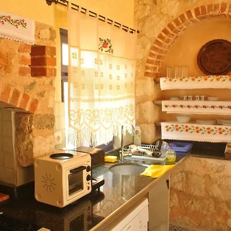 Siir Ev Kekova 3*