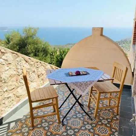 Siir Ev Kekova מלון דירות דמרה